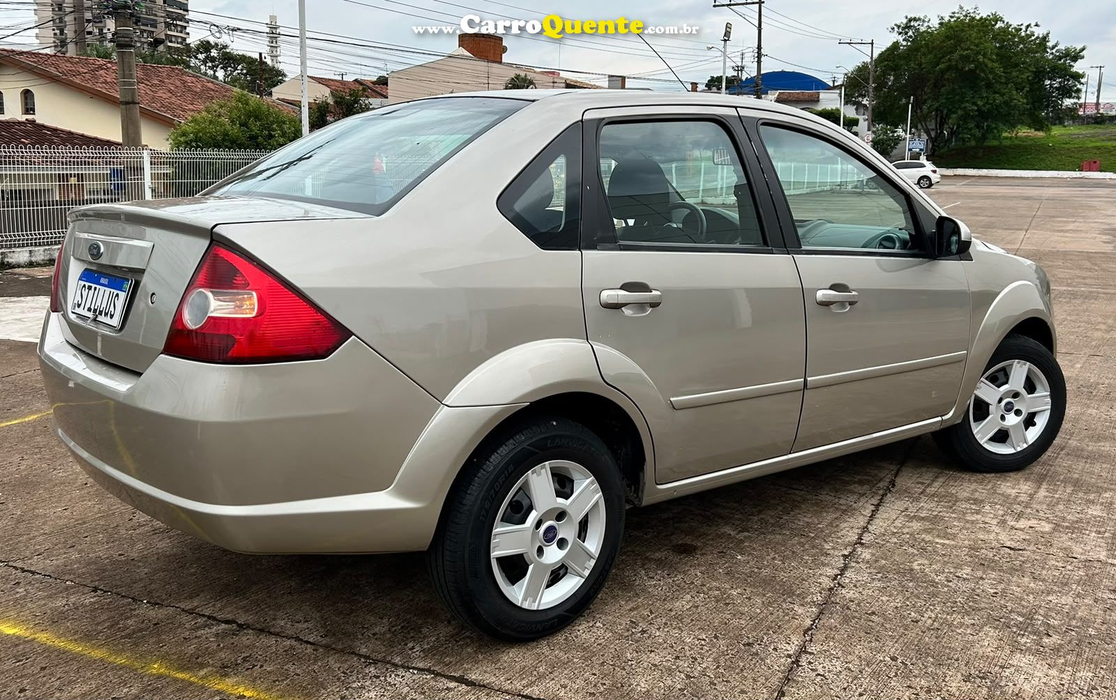 FORD FIESTA 1.0 MPI SEDAN 8V 2008 - Loja