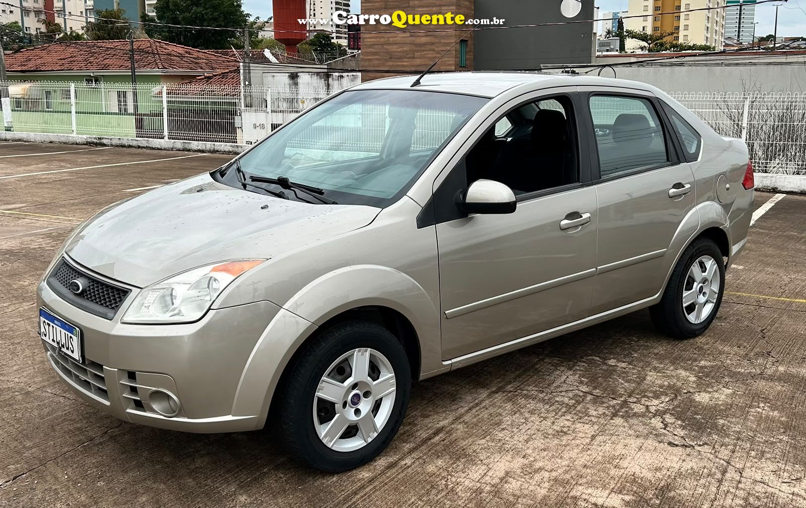FORD FIESTA 1.0 MPI SEDAN 8V 2008 - Loja
