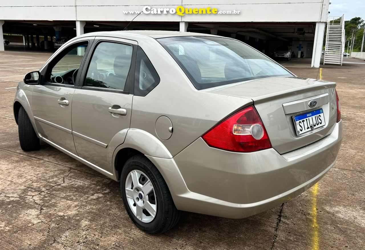 FORD FIESTA 1.0 MPI SEDAN 8V 2008 - Loja