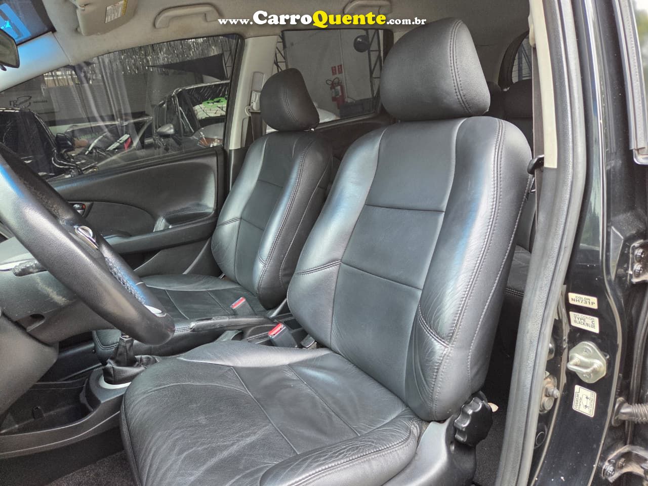 HONDA FIT 1.4 LX 16V 2009 - Loja