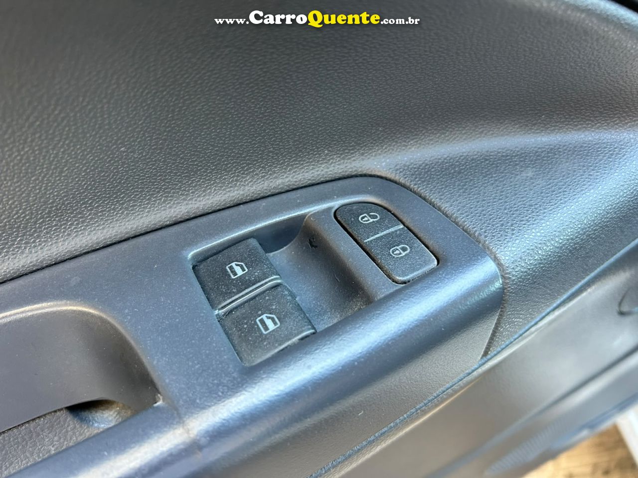 VOLKSWAGEN SAVEIRO 1.6 MSI ROBUST CS 8V 2019 - Loja