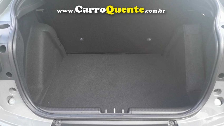 Citroen BASALT 1.0 TURBO 200 FLEX DARK EDITION CVT - Loja
