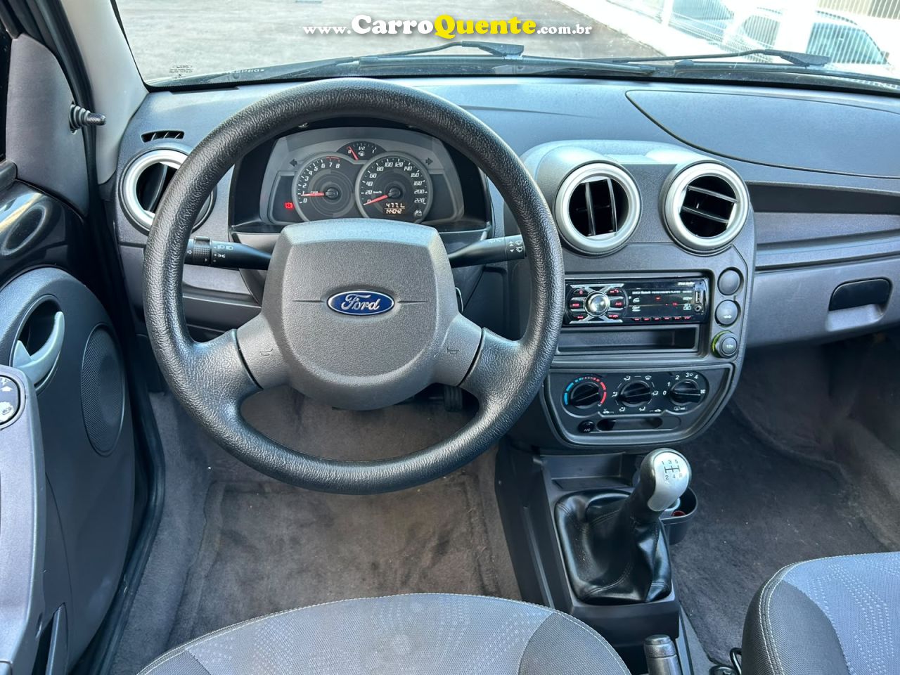 FORD KA 1.0 MPI 8V 2013 - Loja
