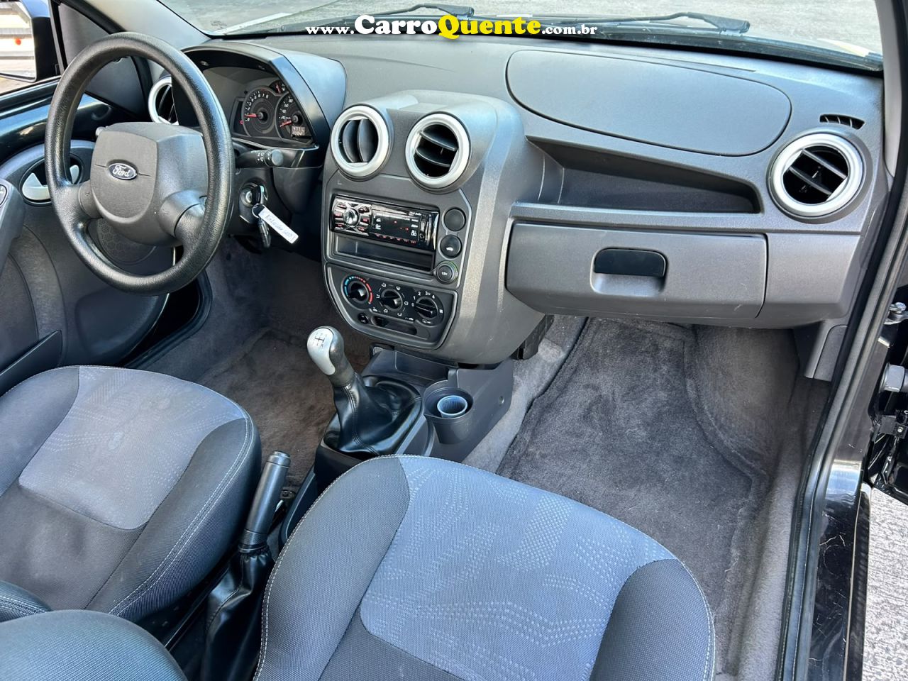 FORD KA 1.0 MPI 8V 2013 - Loja