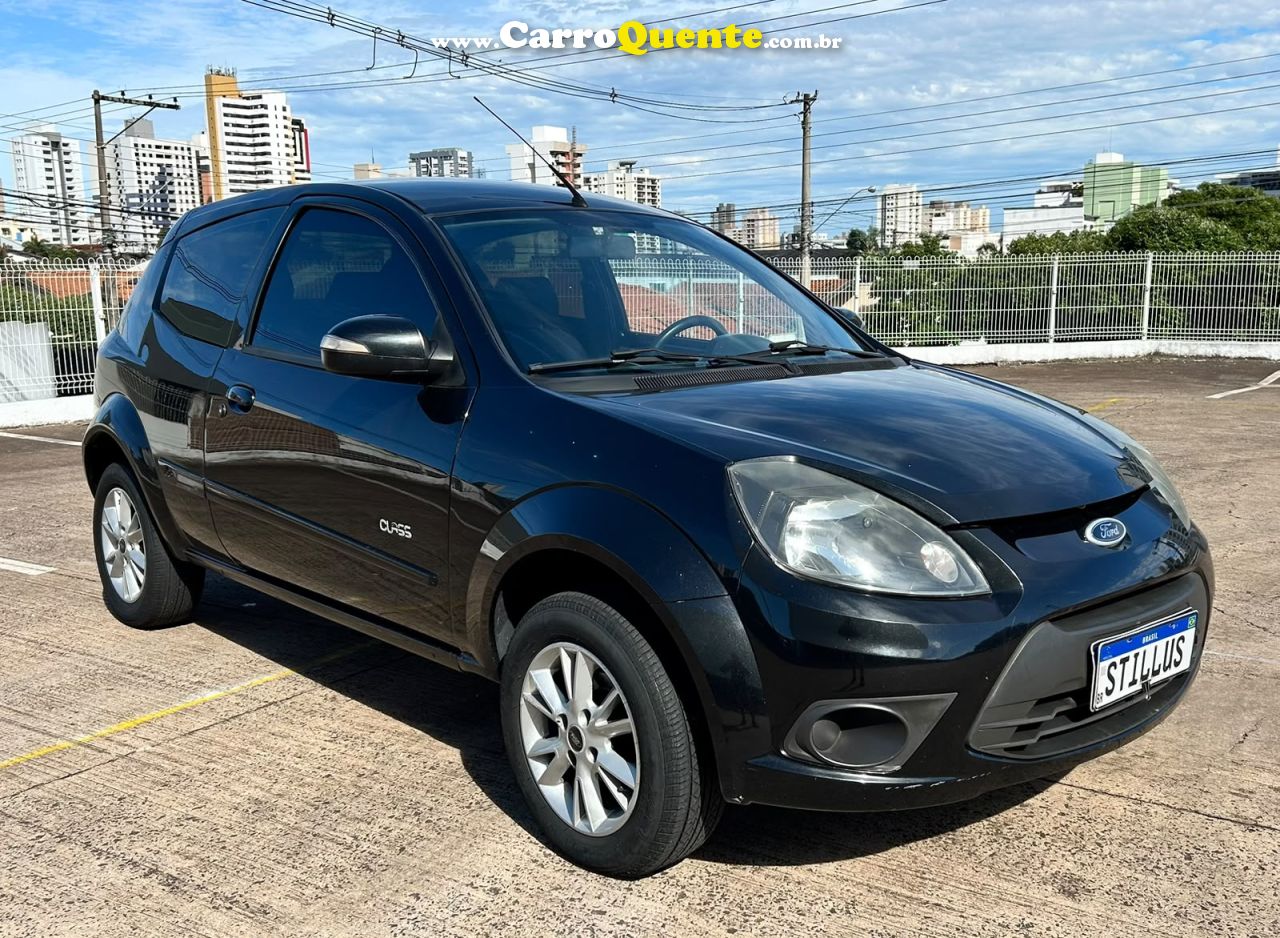 FORD KA 1.0 MPI 8V 2013 - Loja