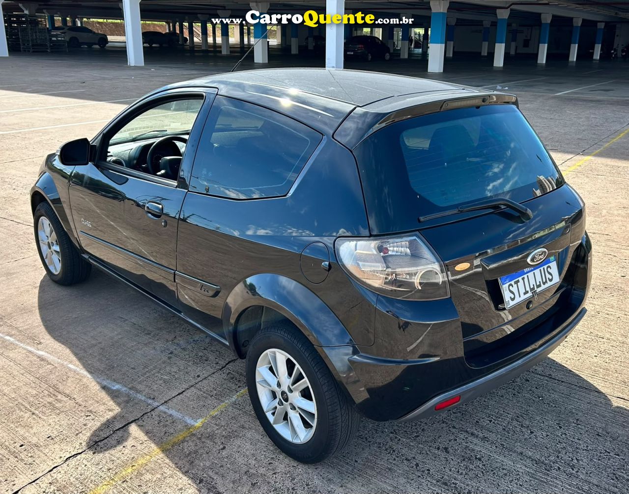 FORD KA 1.0 MPI 8V 2013 - Loja