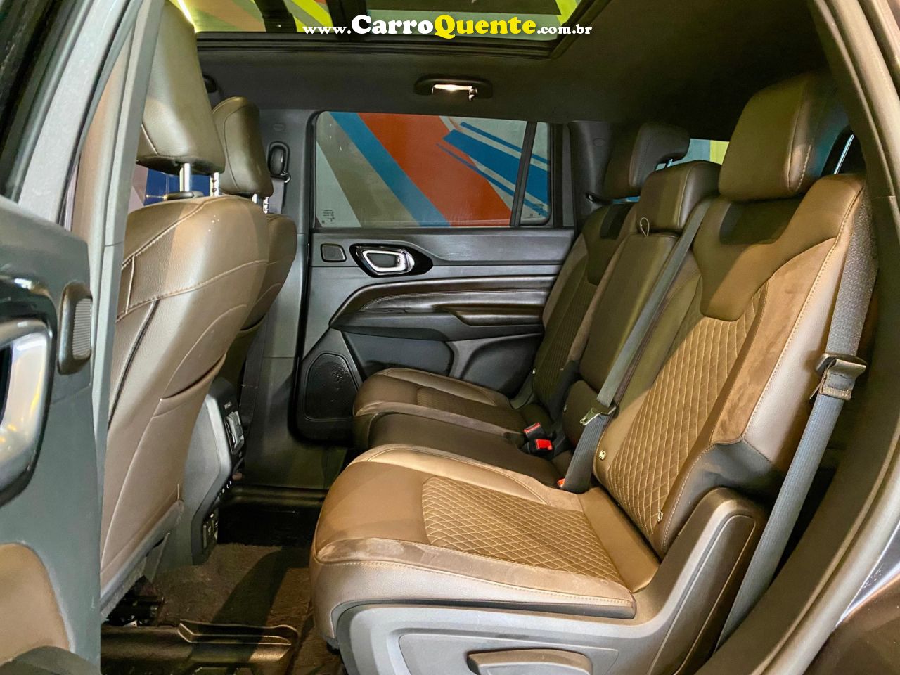 JEEP COMMANDER 2.0 TD380 TURBO OVERLAND 2022 - Loja