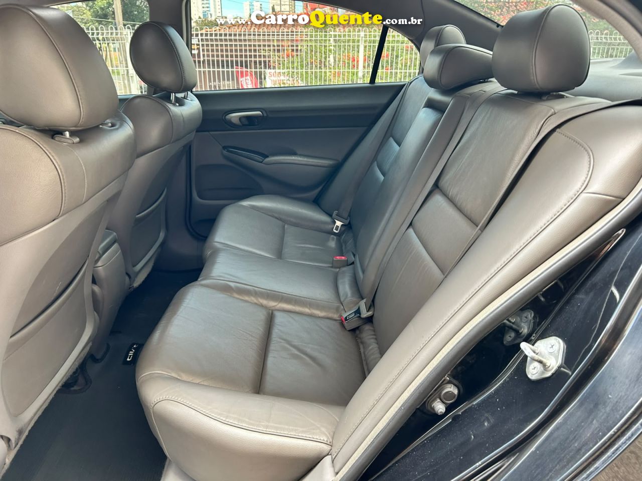 HONDA CIVIC 1.8 LXL 16V 2011 - Loja