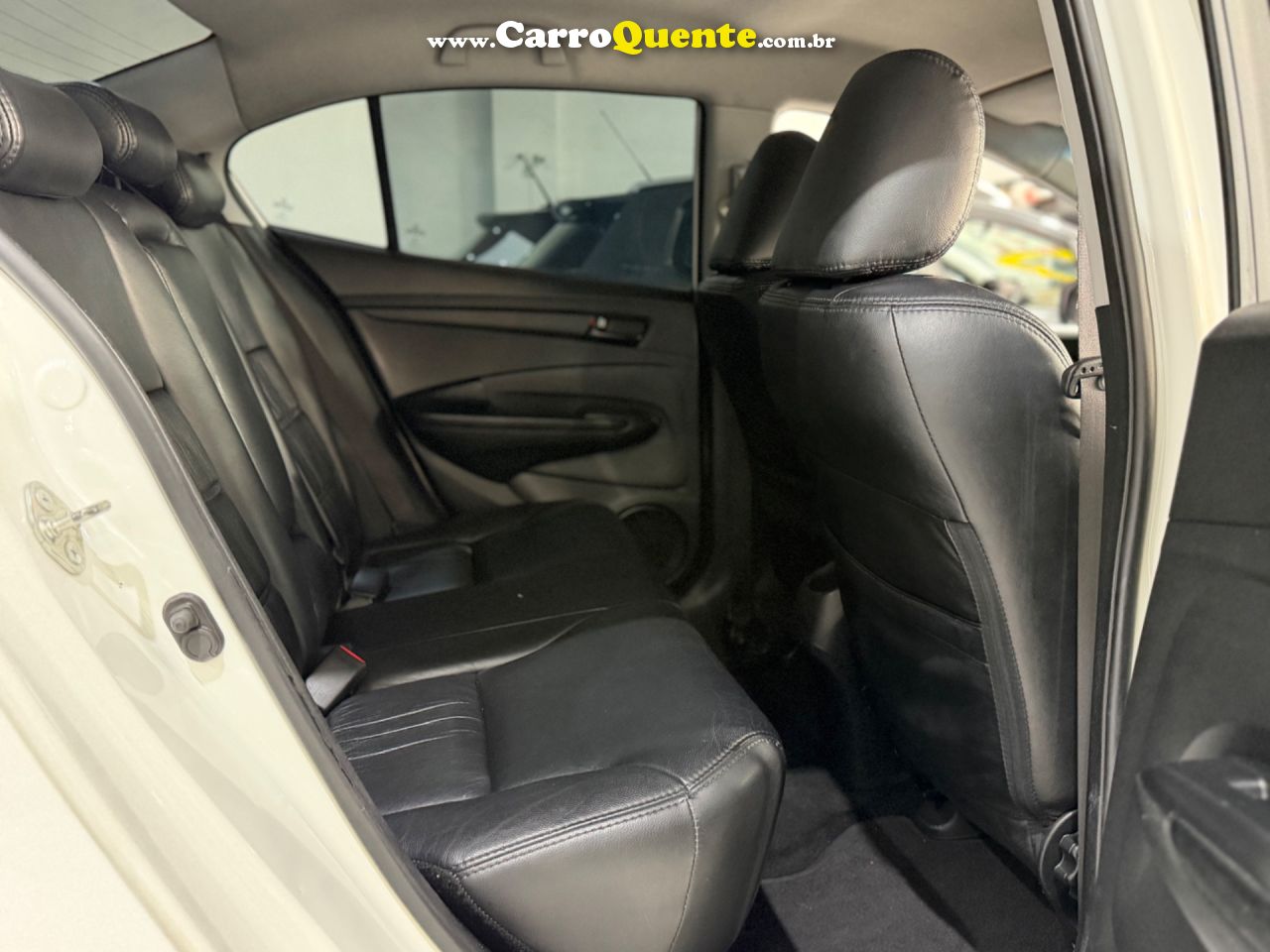 HONDA CITY 1.5 LX 16V 2014 - Loja