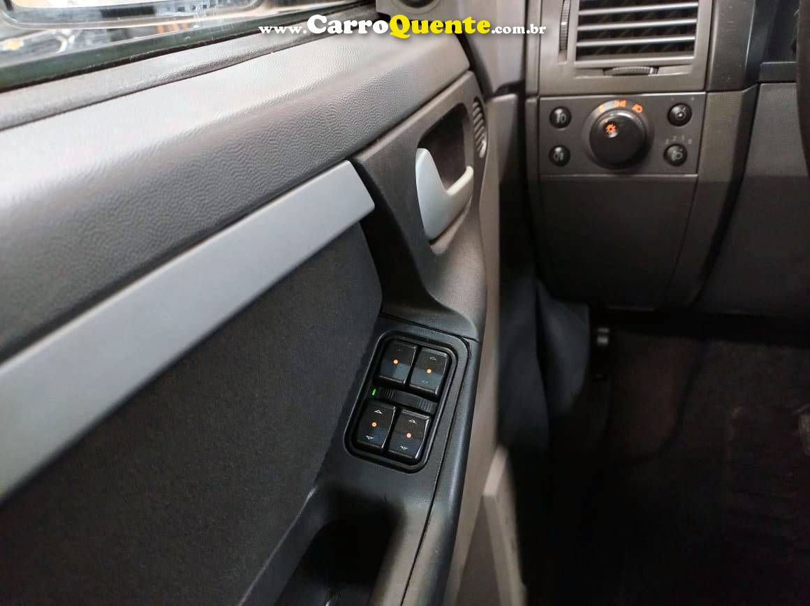 CHEVROLET MERIVA 1.8 MPFI PREMIUM 8V 2011 - Loja