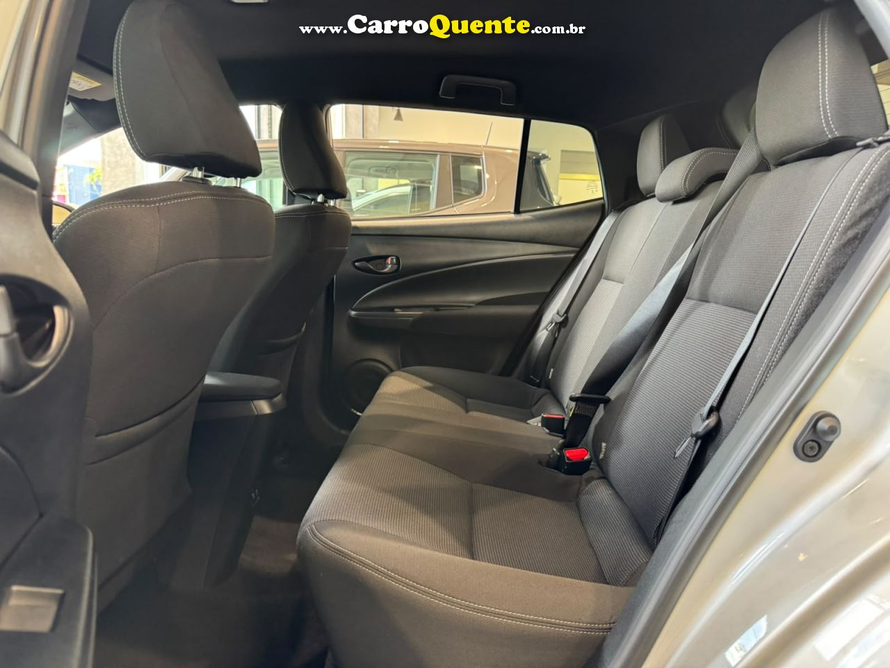 TOYOTA YARIS 1.5 16V XL 2024 - Loja