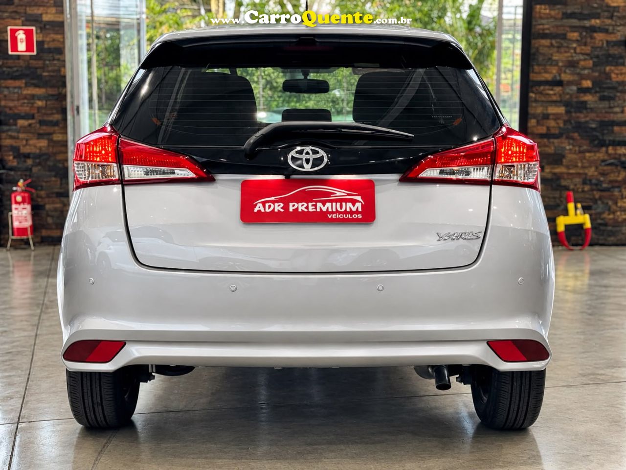 TOYOTA YARIS 1.5 16V XL 2024 - Loja