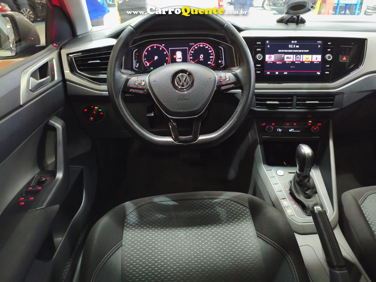 VOLKSWAGEN POLO 1.0 200 TSI HIGHLINE 2019 - Loja