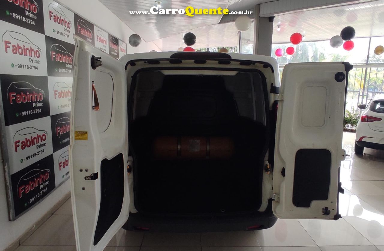 FIAT FIORINO 1.4 MPI FURGÃO HARD WORKING 8V 2017 - Loja