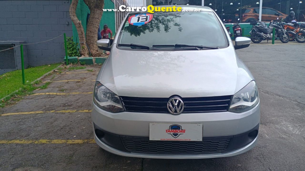 VOLKSWAGEN   FOX 1.0 MI TOTAL FLEX 8V 5P   PRATA 2013 1.0 FLEX - Loja