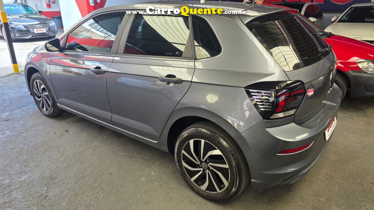 VOLKSWAGEN   POLO HIGHLINE 200 TSI 1.0 FLEX 12V AUT.   CINZA 2025 1.0 FLEX - Loja