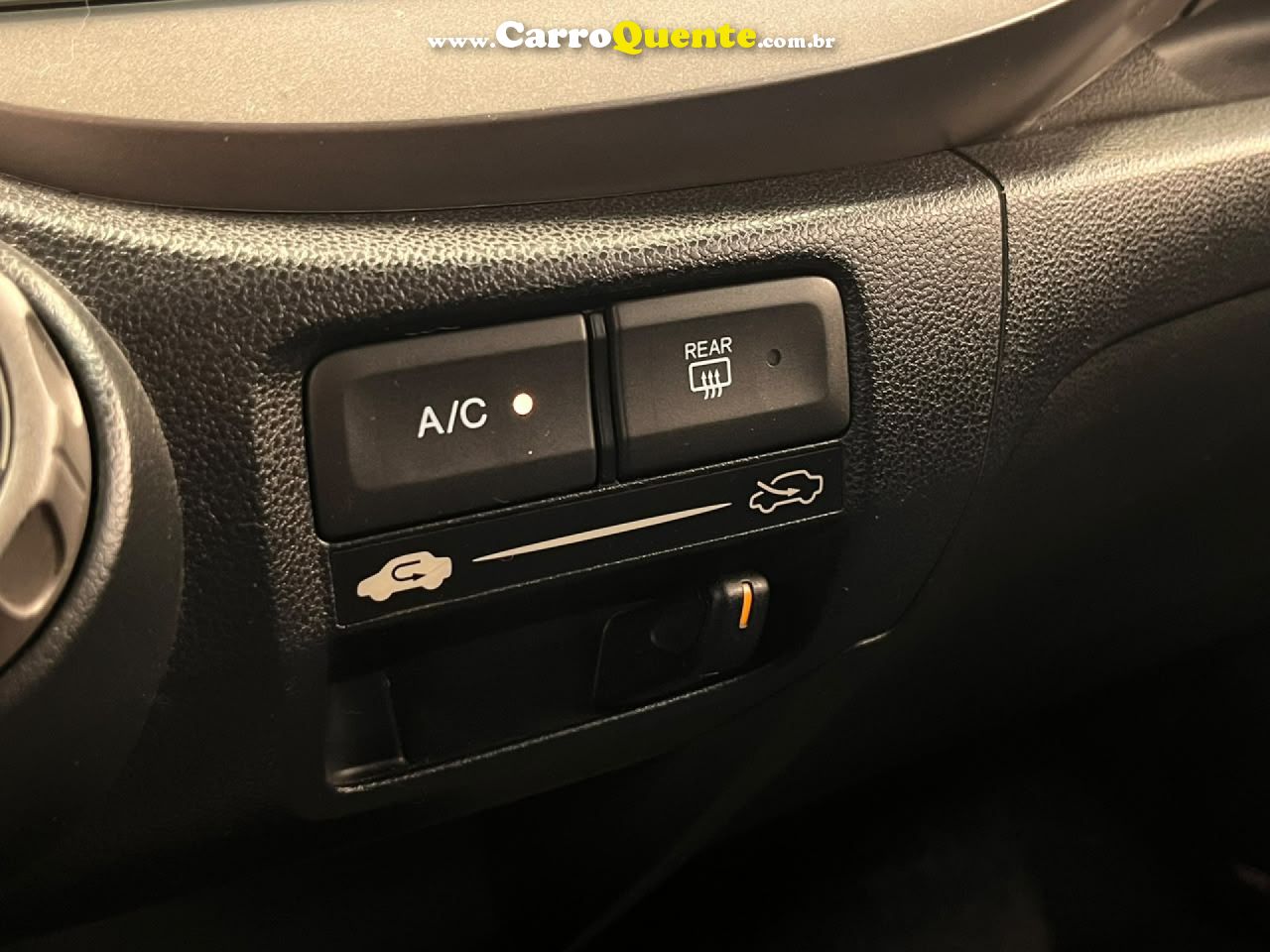 HONDA   FIT DX 1.4 FLEX 16V 5P MEC.   PRATA 2014 1.4 FLEX - Loja