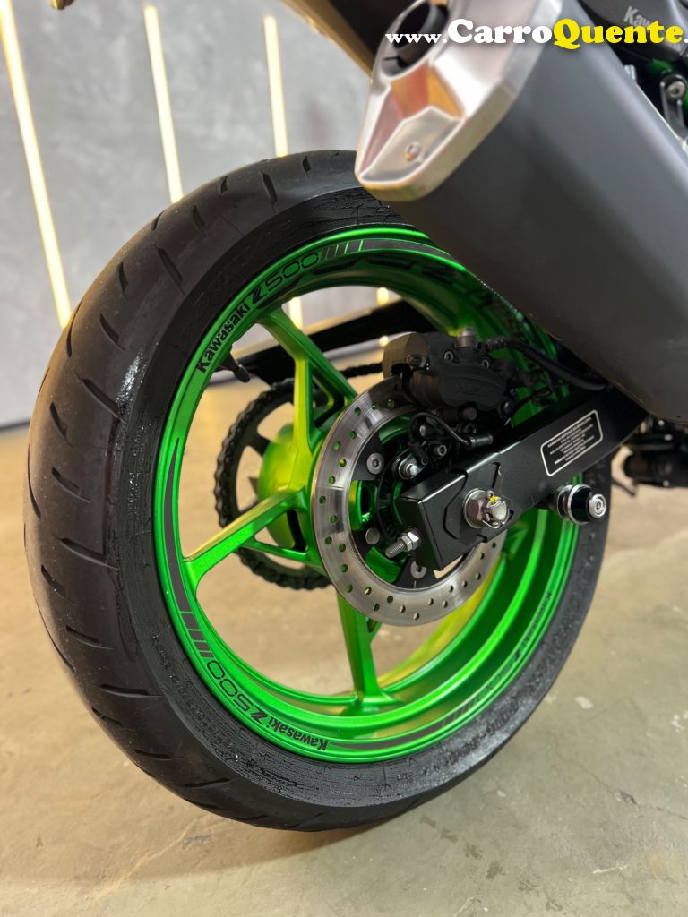 KAWASAKI   Z500 SE   VERDE 2025 500 GASOLINA - Loja