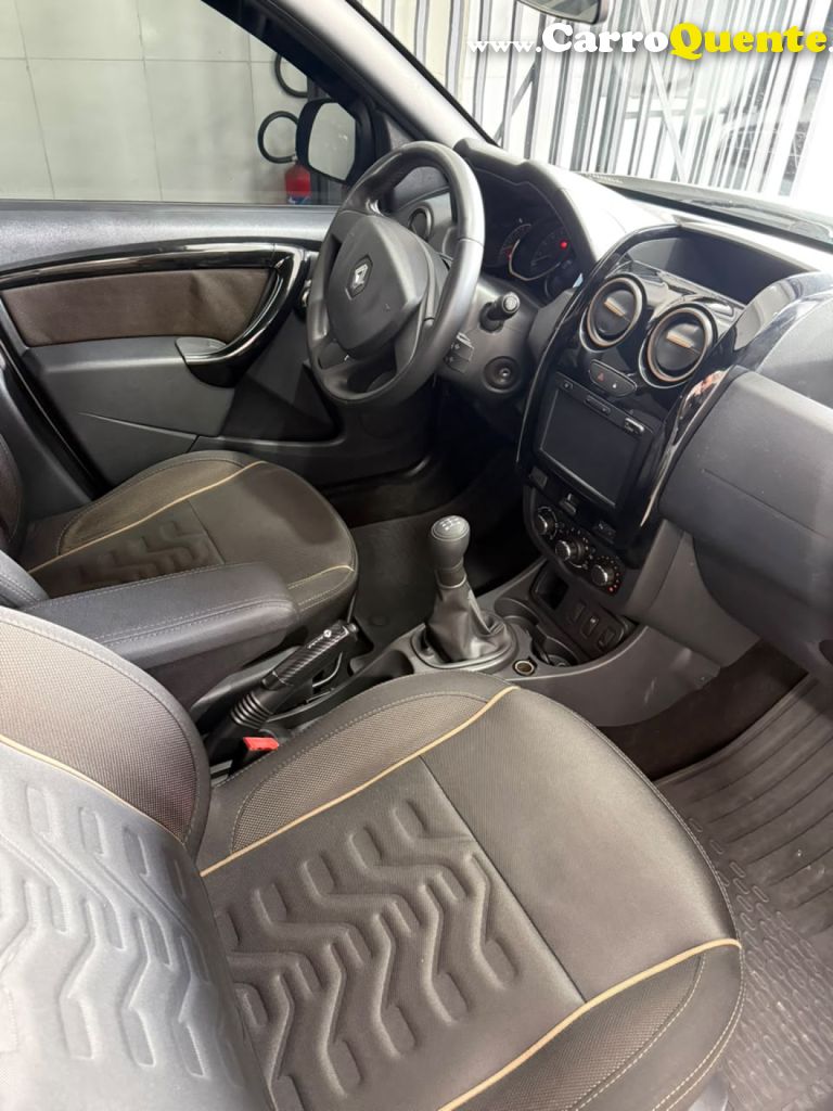 RENAULT   DUSTER DYNAMIQUE 1.6 FLEX 16V MEC.   PRATA 2019 1.6 FLEX - Loja