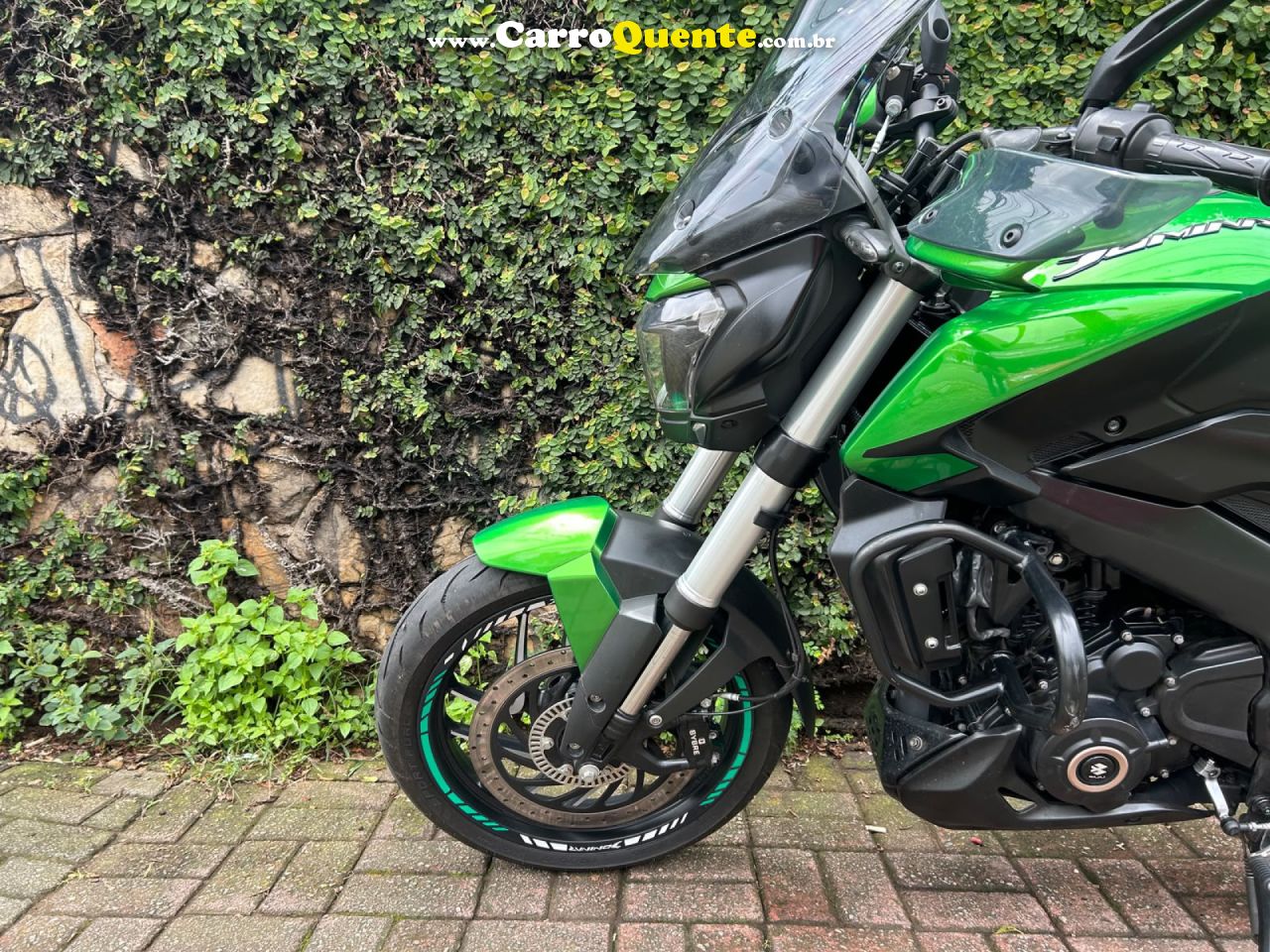 BAJAJ   DOMINAR 400    VERDE 2025 400 GASOLINA - Loja
