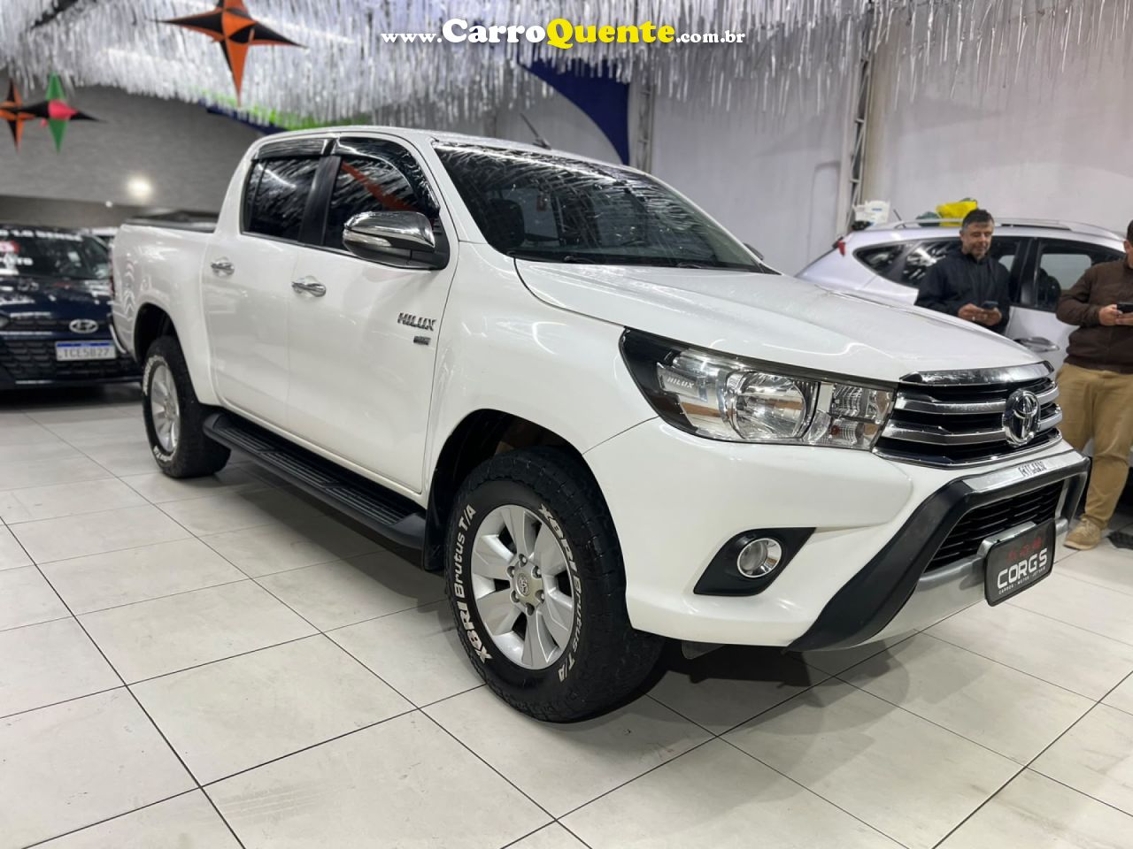 TOYOTA   HILUX CD SRV 4X2 2.7 FLEX 16V AUT.   BRANCO 2017 2.7 FLEX - Loja