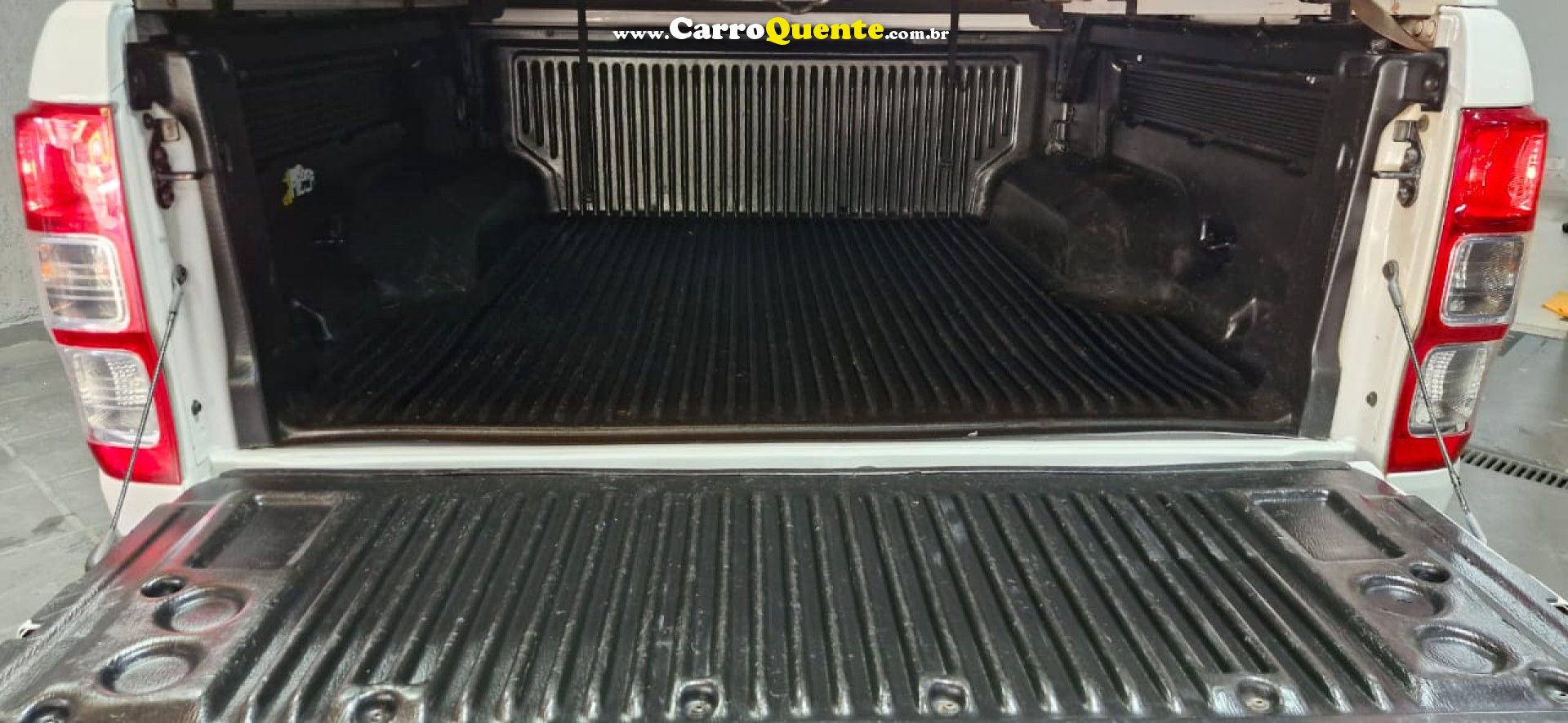 FORD   RANGER LIMITED 3.2 4X4 CD DIESEL AUT.   BRANCO 2020 3.2 DIESEL - Loja