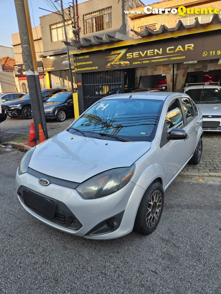 FORD   FIESTA SEDAN SE 1.0 8V FLEX 4P   PRATA 2014 1.0 FLEX - Loja