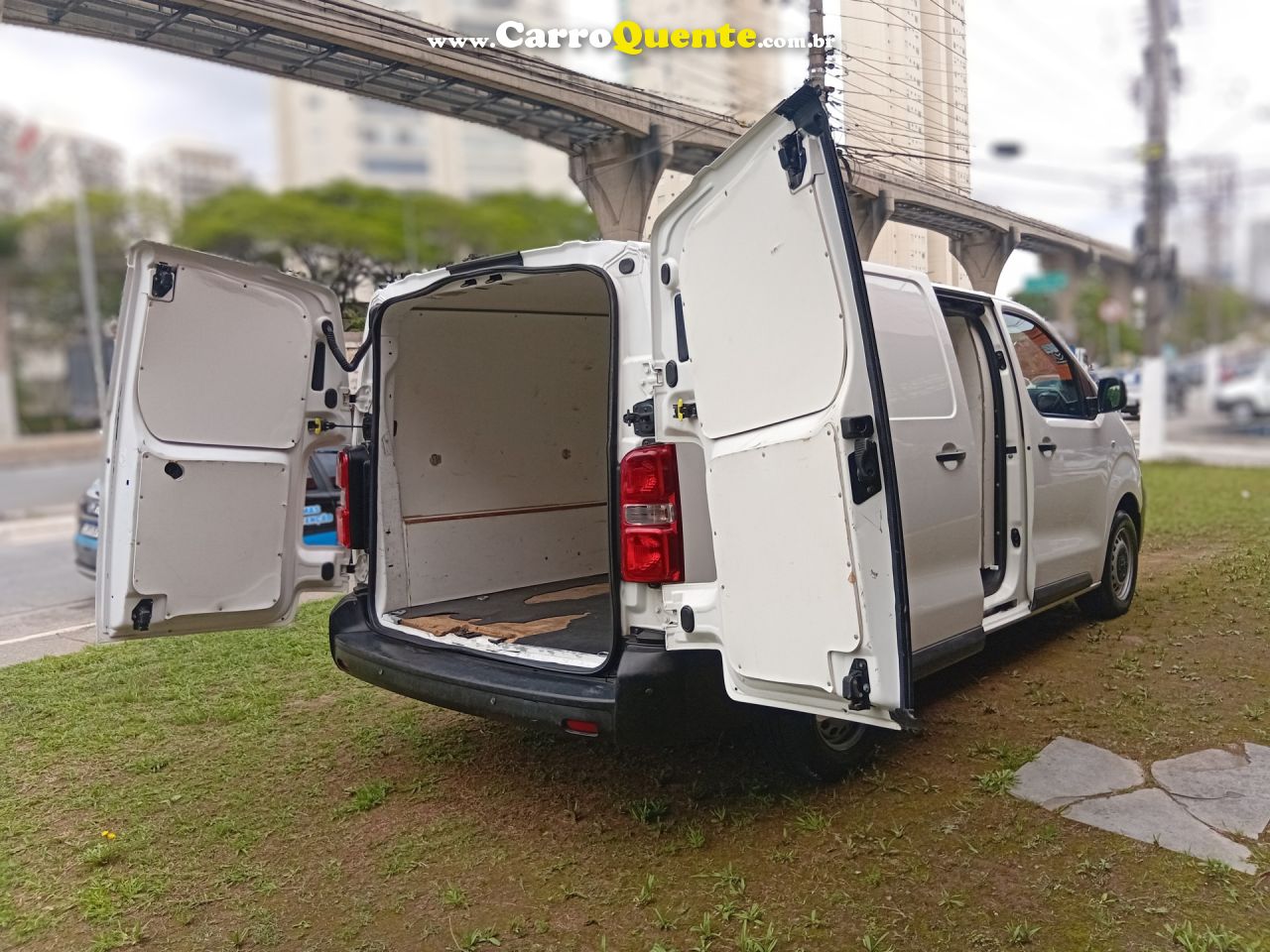 PEUGEOT   EXPERT BUSINESS PACK 1.6 TURBO DIESEL   BRANCO 2019 1.6 DIESEL - Loja