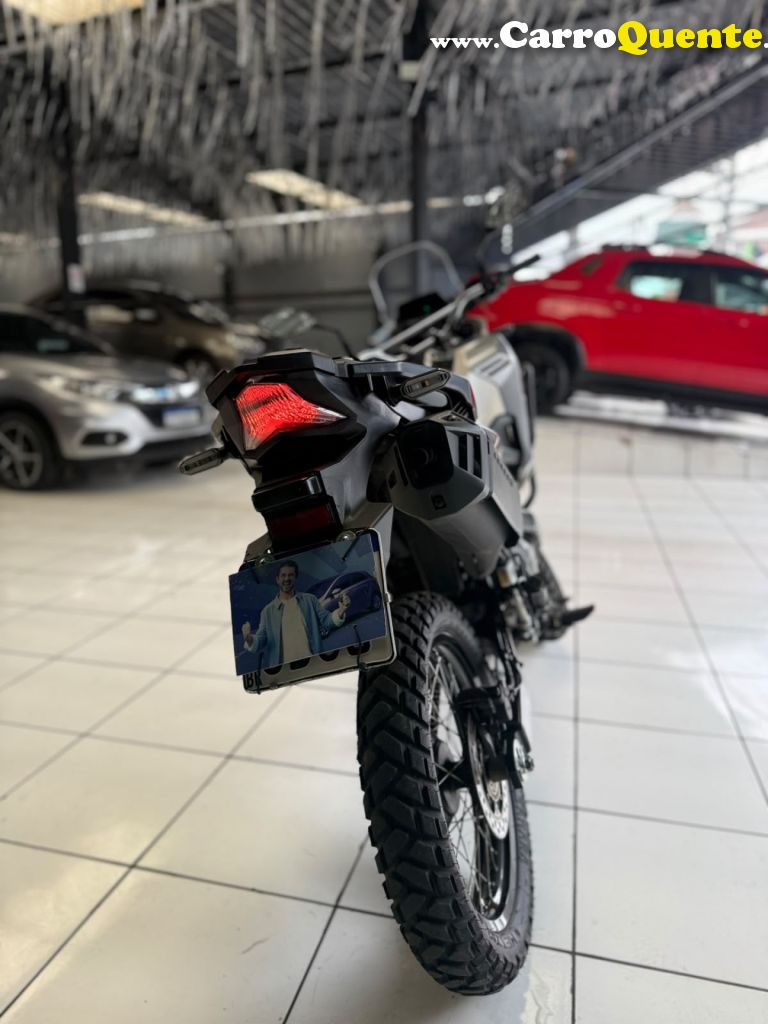 HONDA   XRE 300 ADVENTURE FLEX   BEGE 2025 300 GASOLINA - Loja