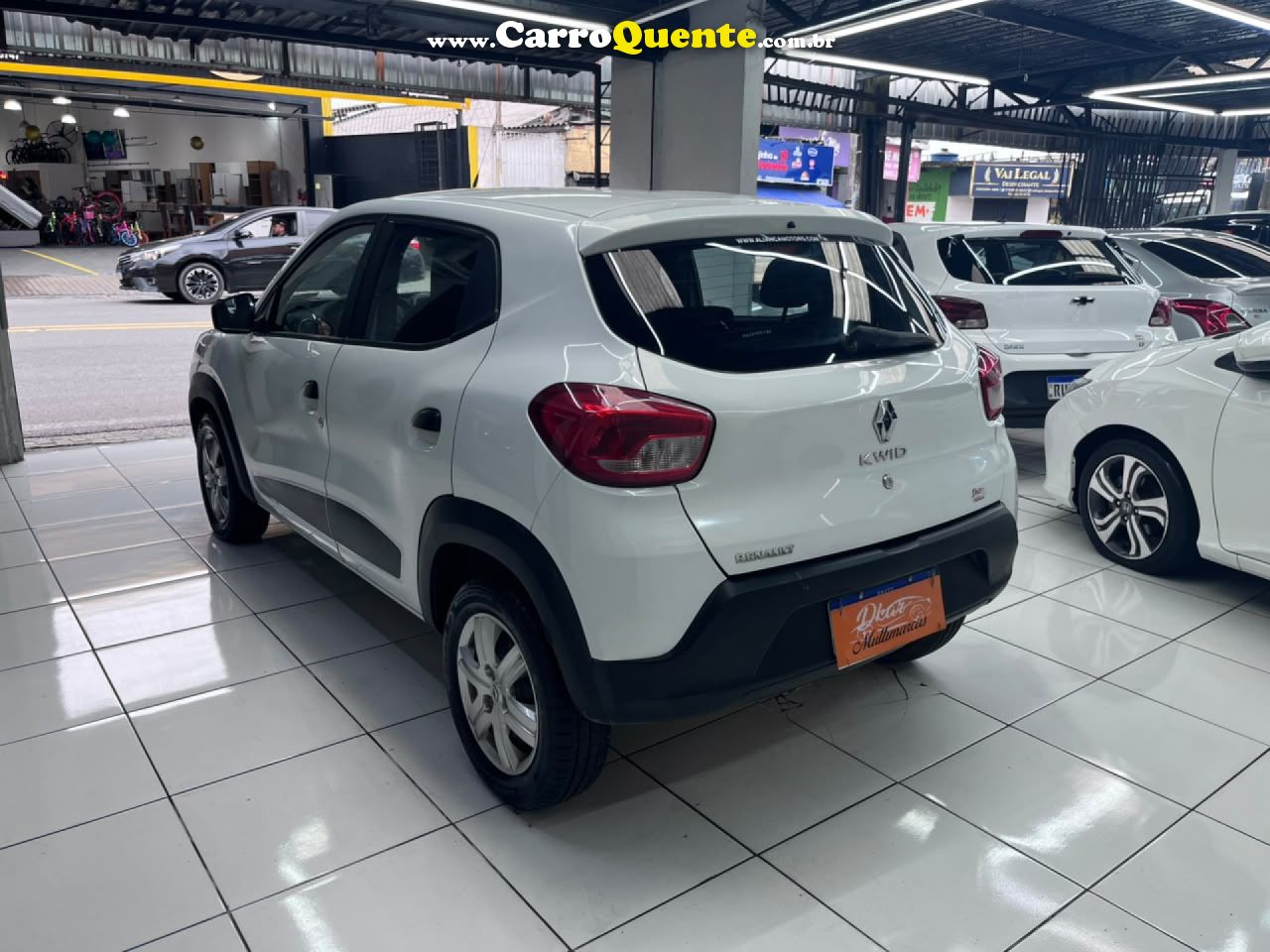 RENAULT   KWID ZEN    BRANCO 2021 1.0 FLEX - Loja