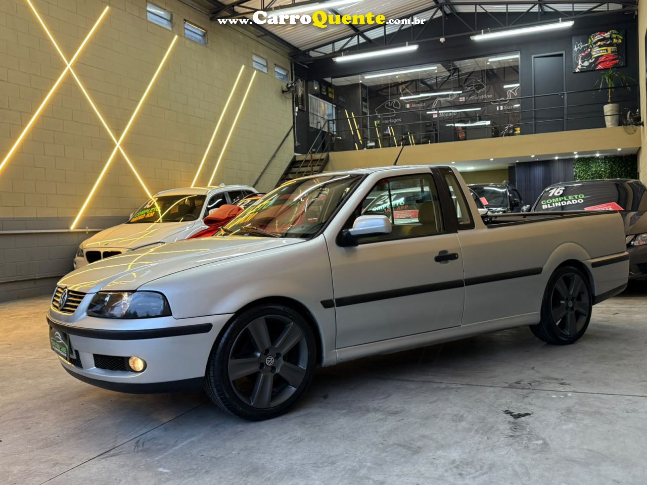 VOLKSWAGEN   SAVEIRO CITY 1.6   PRATA 2002 1.6 GASOLINA - Loja