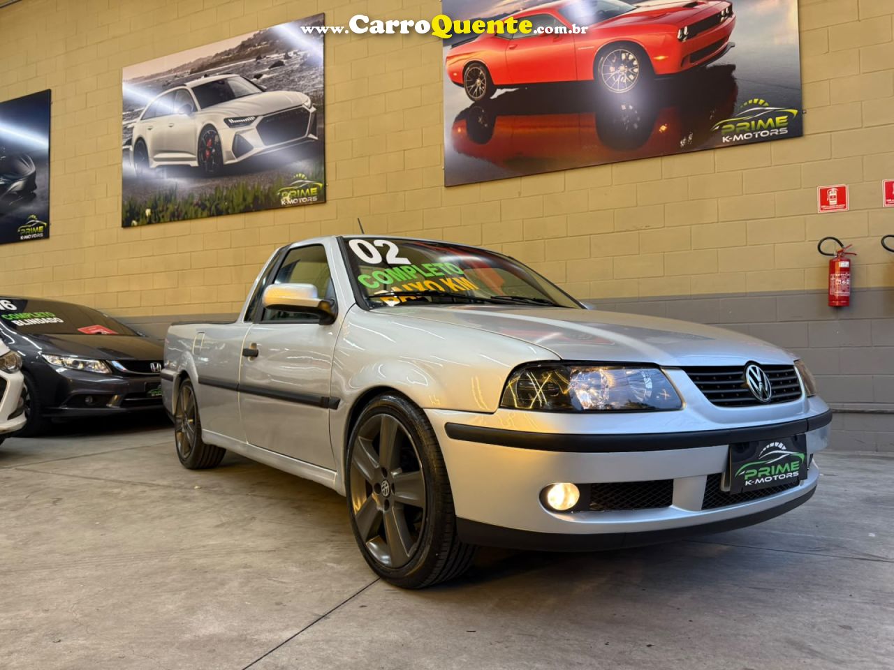 VOLKSWAGEN   SAVEIRO CITY 1.6   PRATA 2002 1.6 GASOLINA - Loja