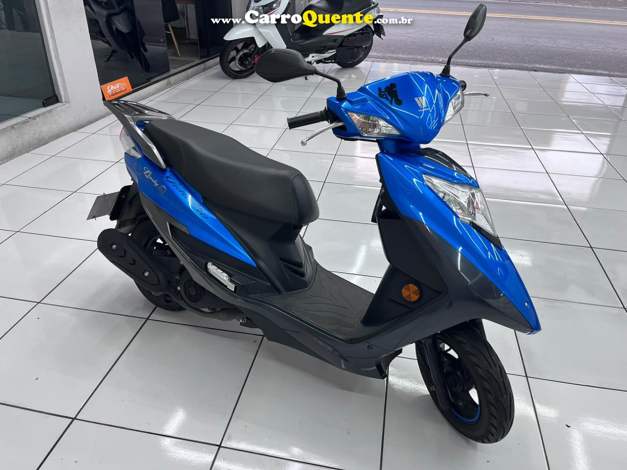 HAOJUE   LINDY Q   AZUL 2018 125 GASOLINA - Loja