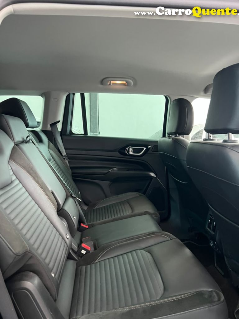 JEEP   COMMANDER LIMITED T270 1.3 TB FLEX AUT.   CINZA 2025 1.3 FLEX - Loja