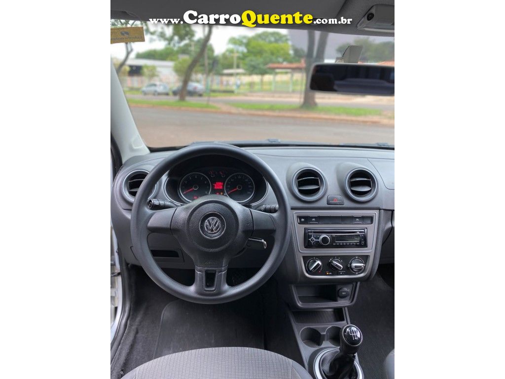 VOYAGE 1.6/1.6 City  Mi Total Flex 8V 4p - Loja