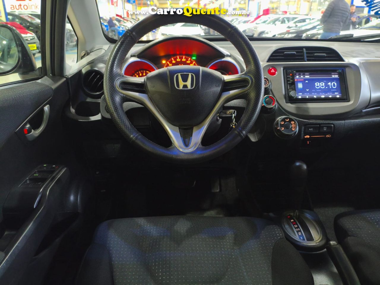 HONDA FIT 2010 1.4 LX AUTOMÁTICO COMPLETO + MULTIMÍDIA 2010 - Loja