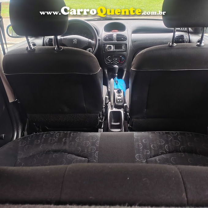 PEUGEOT 206 1.4 PRESENCE SW 8V 2008 - Loja