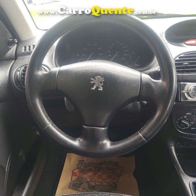 PEUGEOT 206 1.4 PRESENCE SW 8V 2008 - Loja