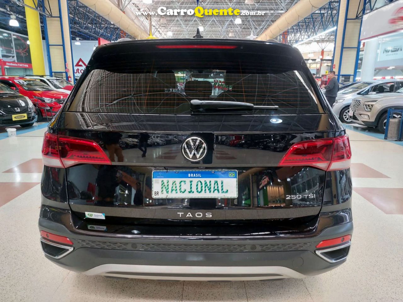 VOLKSWAGEN TAOS 2022 250 TSI HIGHLINE AR DUALZONE + COURO 2022 - Loja