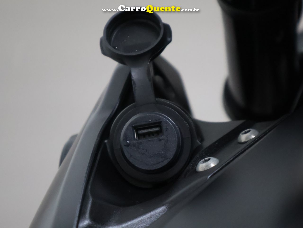 YAMAHA MT-03 CONNECTED ABS 2026 - Loja