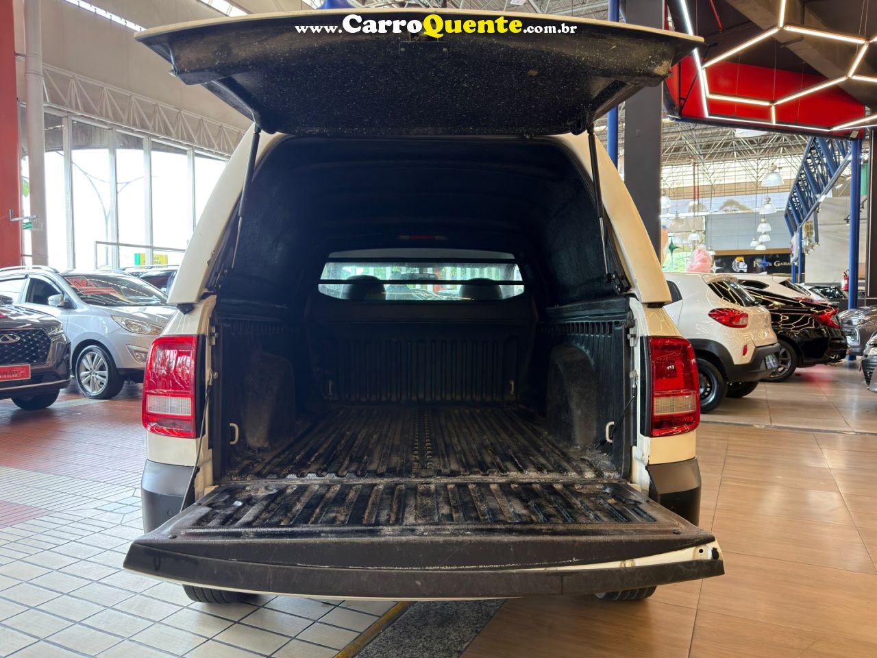 VOLKSWAGEN SAVEIRO 1.6 MSI ROBUST CS 16V 2023 - Loja