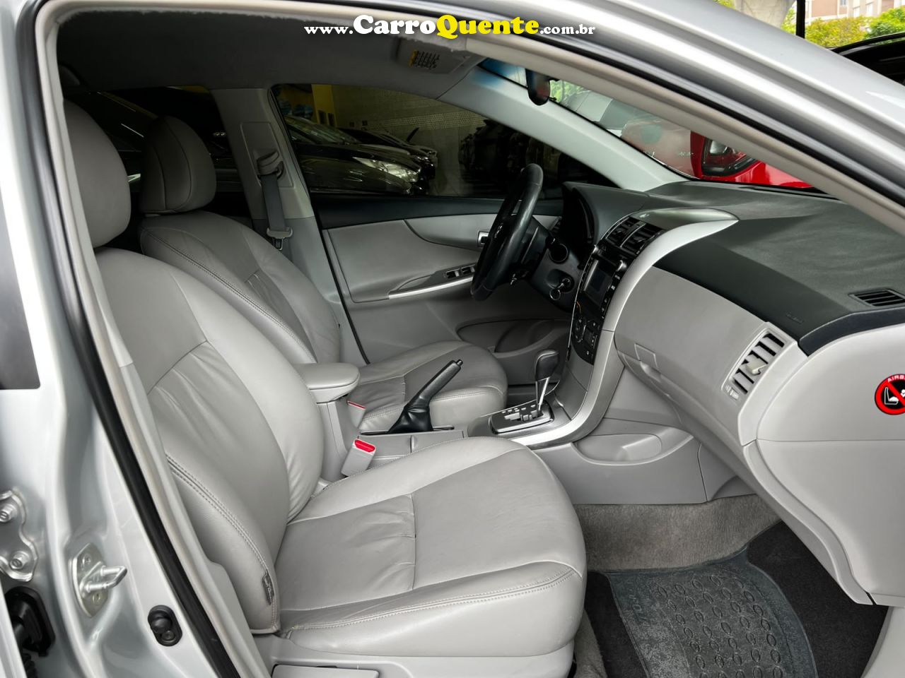 TOYOTA COROLLA 2.0 XEI 16V 2014 - Loja