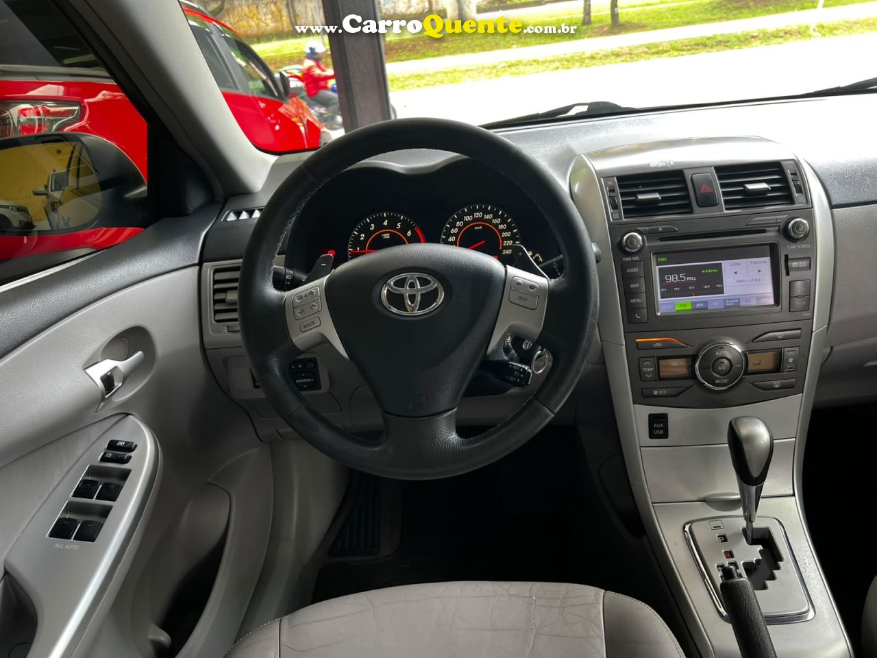 TOYOTA COROLLA 2.0 XEI 16V 2014 - Loja