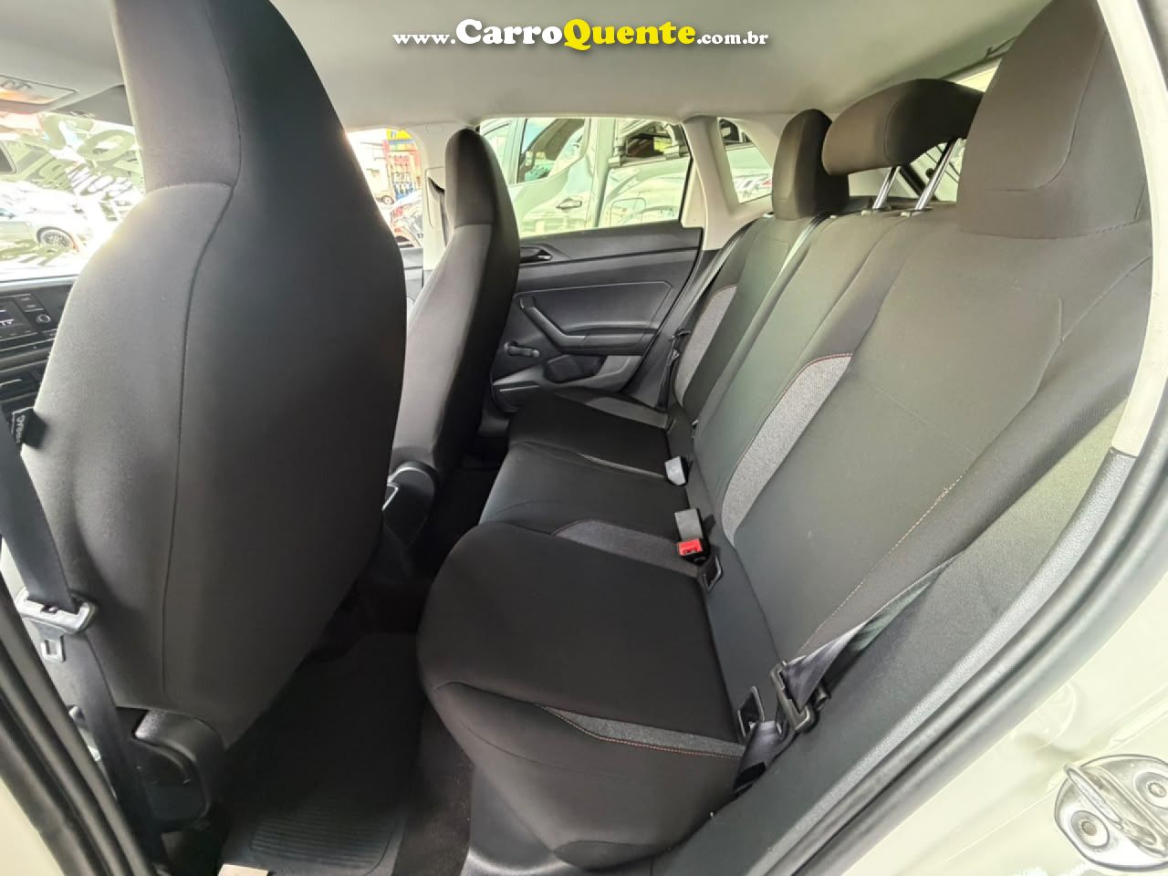 VOLKSWAGEN   POLO TRACK 1.0 FLEX 12V 5P   BRANCO 2023 1.0 FLEX - Loja