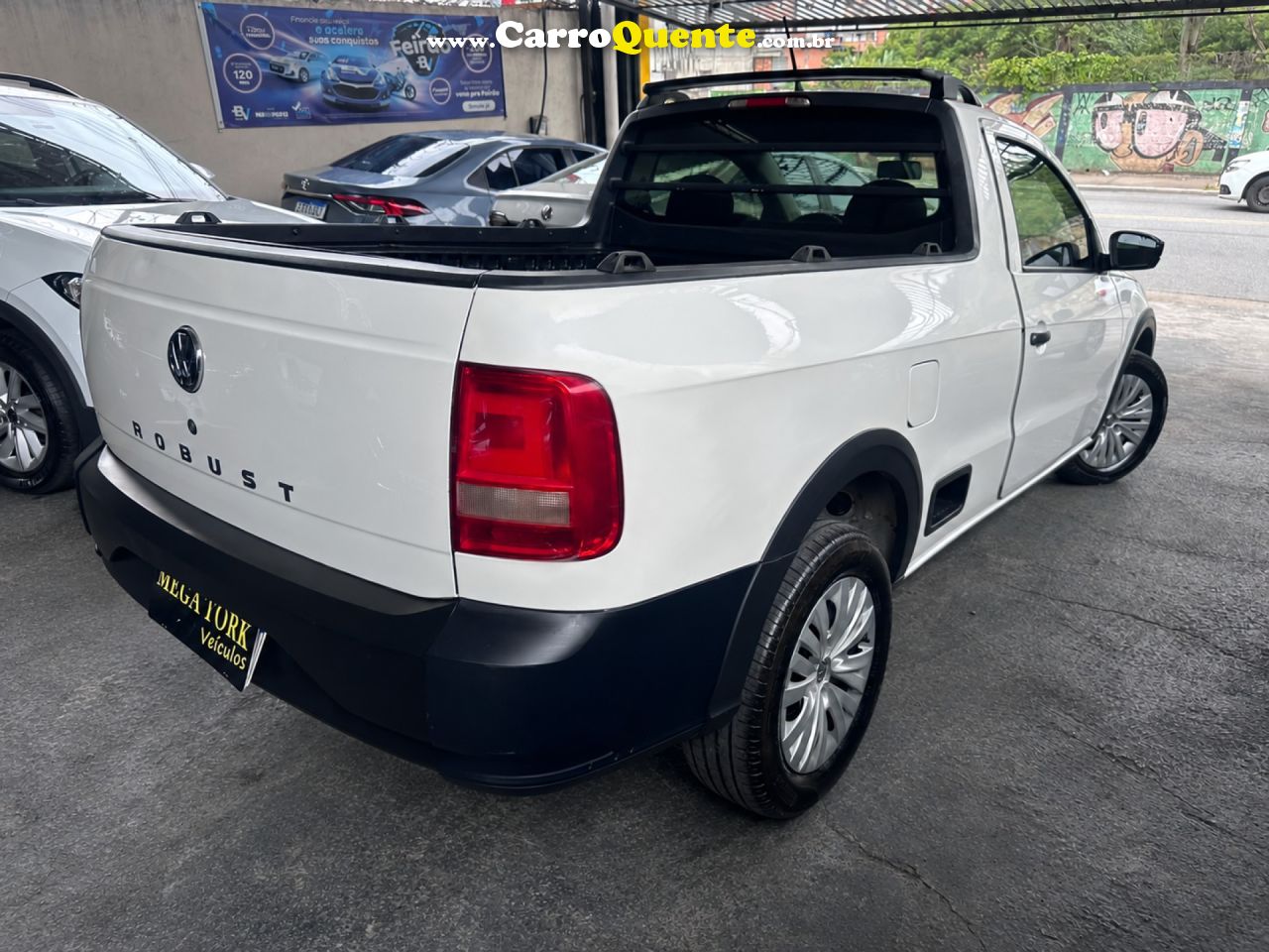 VOLKSWAGEN   SAVEIRO ROBUST 1.6 TOTAL FLEX 16V    BRANCO 2023 1.6 FLEX - Loja