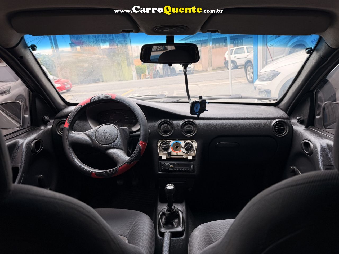 CHEVROLET   CELTA 1.0SUPERN.PIQ.1.0 MPFI VHC 8V 3P   PRATA 2003 1.0 GASOLINA - Loja
