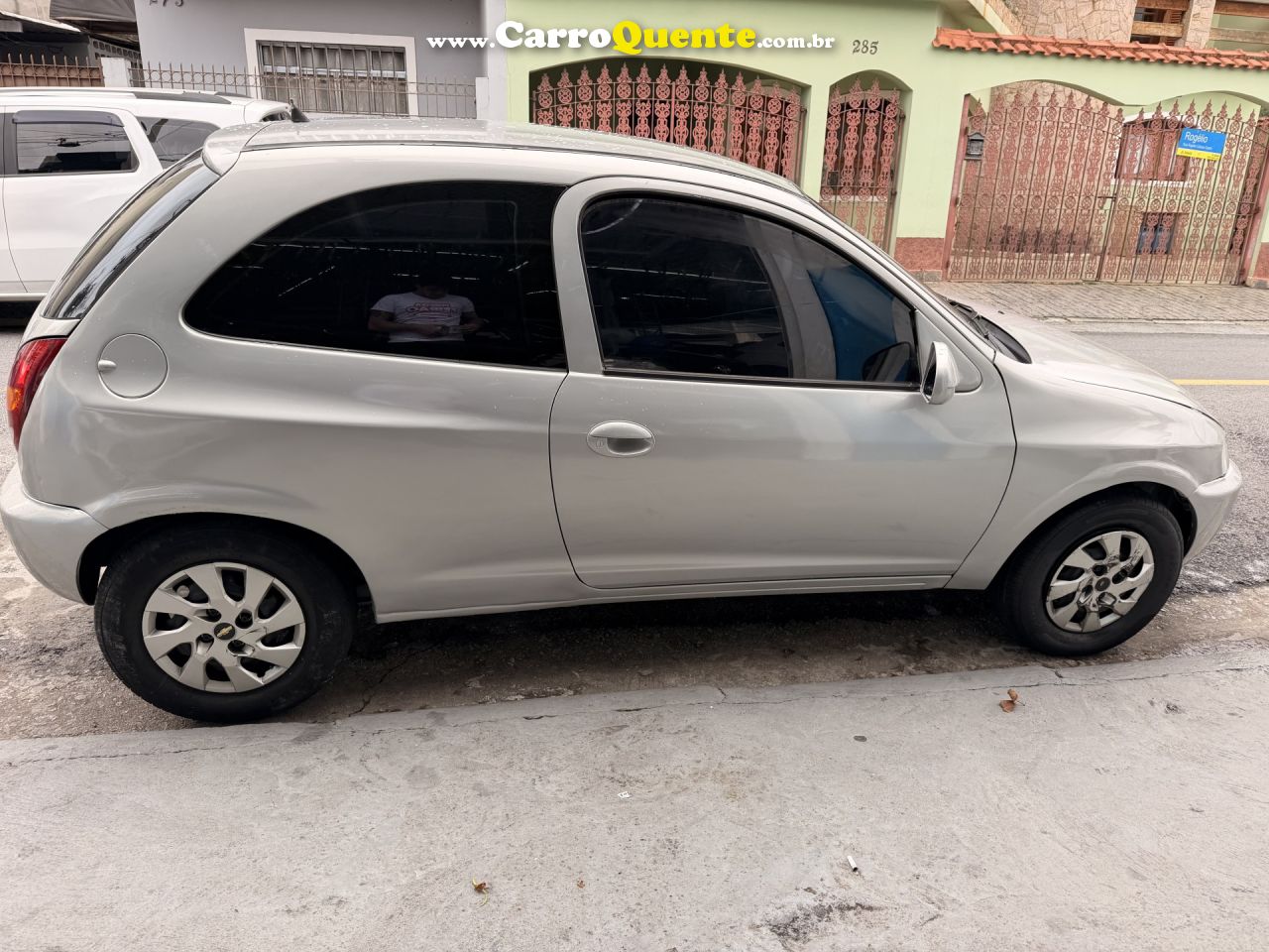 CHEVROLET   CELTA 1.0SUPERN.PIQ.1.0 MPFI VHC 8V 3P   PRATA 2003 1.0 GASOLINA - Loja
