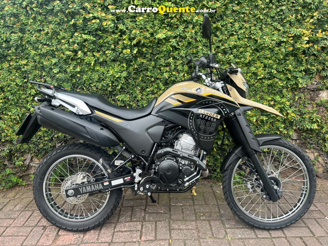 YAMAHA    XTZ 250 LANDER   BEGE 2023 250 GASOLINA - Loja