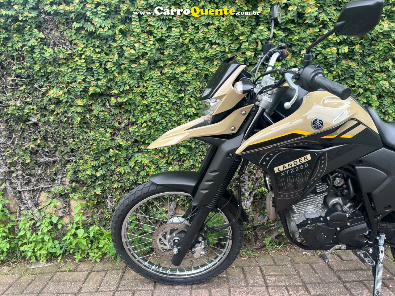 YAMAHA    XTZ 250 LANDER   BEGE 2023 250 GASOLINA - Loja