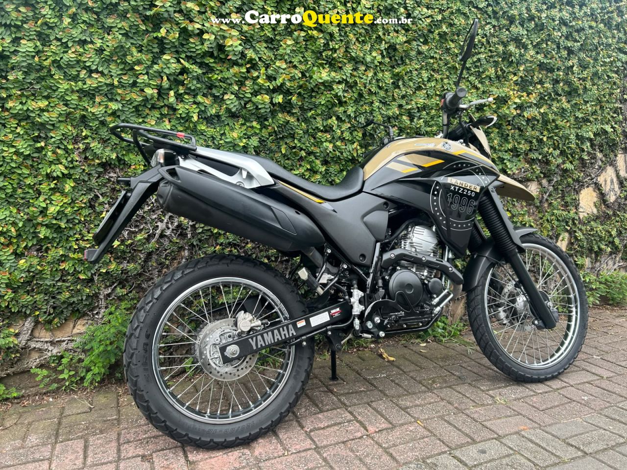 YAMAHA    XTZ 250 LANDER   BEGE 2023 250 GASOLINA - Loja